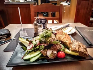 schnitzel in Neuhausen-Nymphenburg München