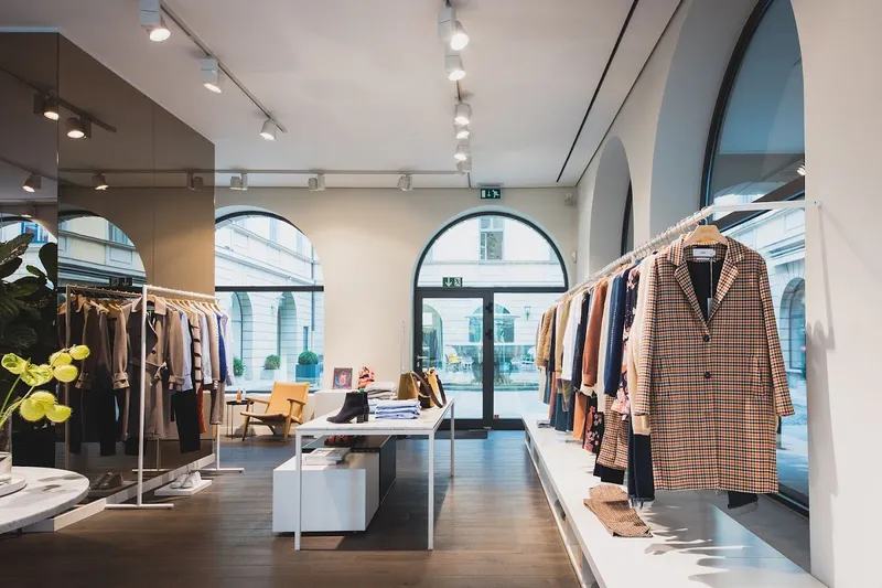 Closed Women's & Men's Store Munich