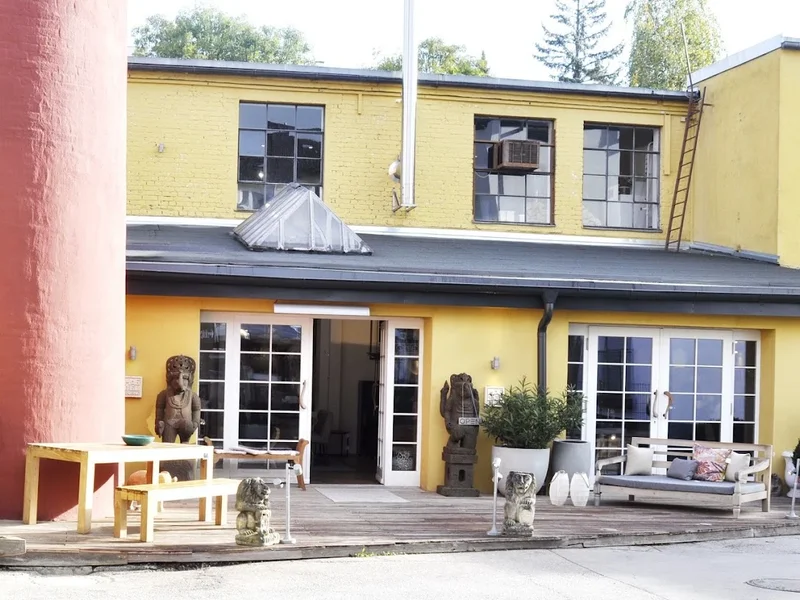 Moebel Kolonie Design & Manufaktur