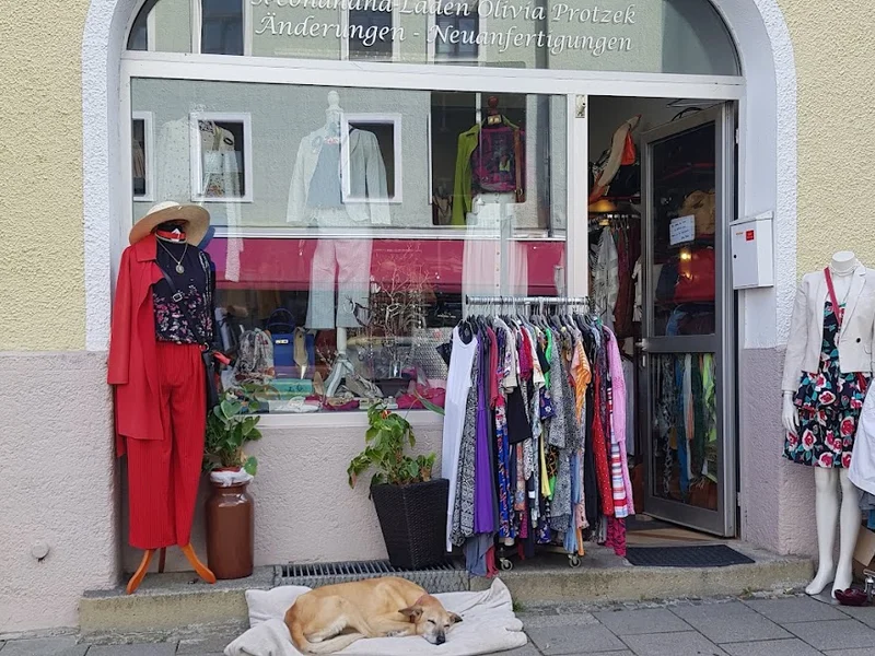 S.L.O.P. Secondhandladen Olivia Protzek