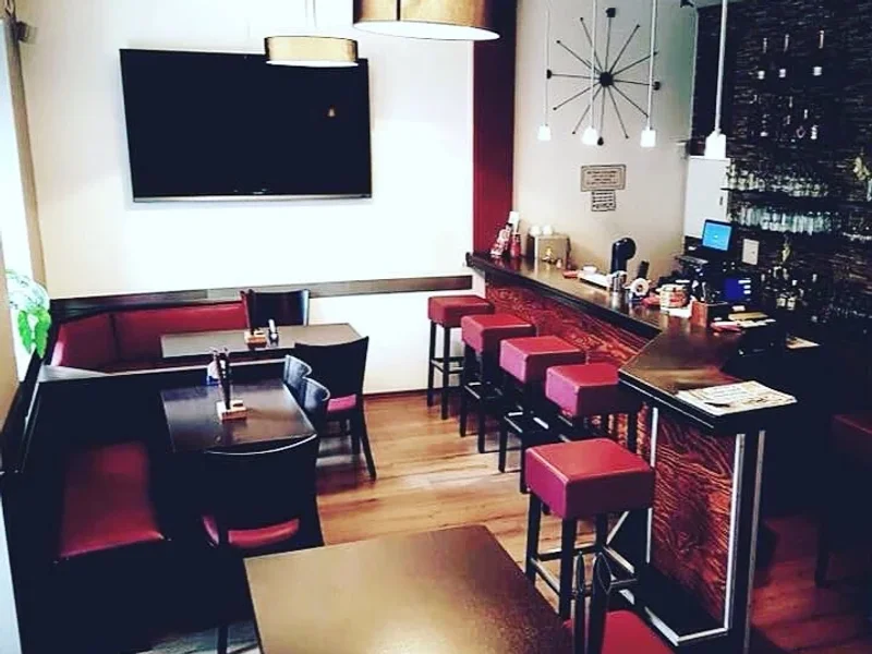 Soleto Cafe Sportbar and more