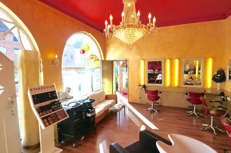 TÊTE À PORTER Friseure München