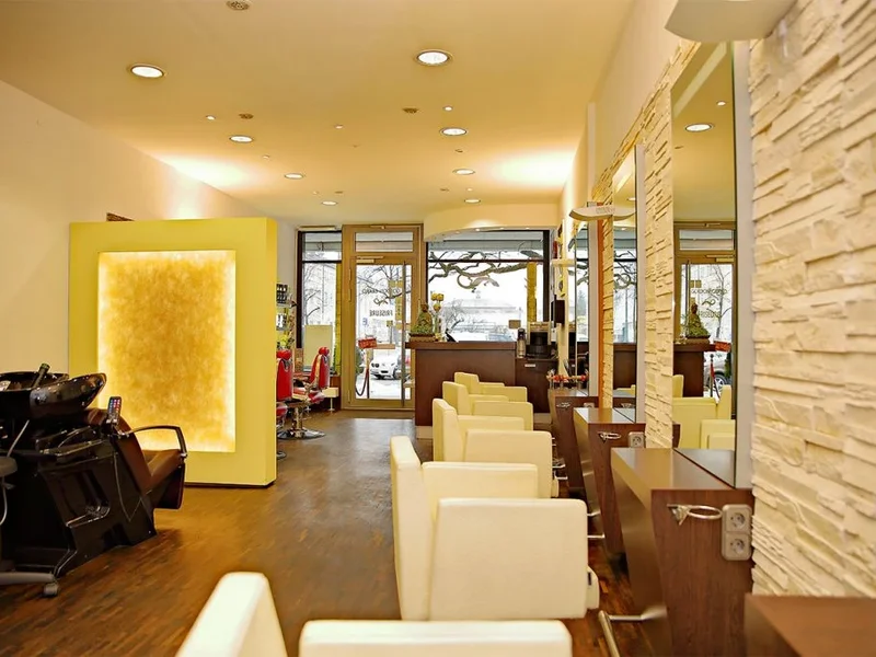 Gordon Gekko | Friseur München Wiesnfrisur Flechtfrisur Neuhausen Maxvorstadt