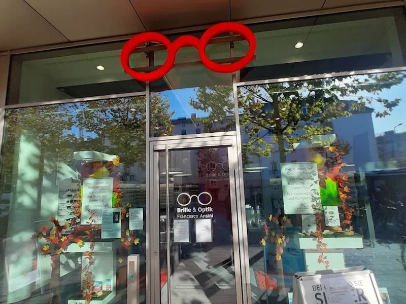 Brillen Häusler - Optiker - Kontaktlinsen München