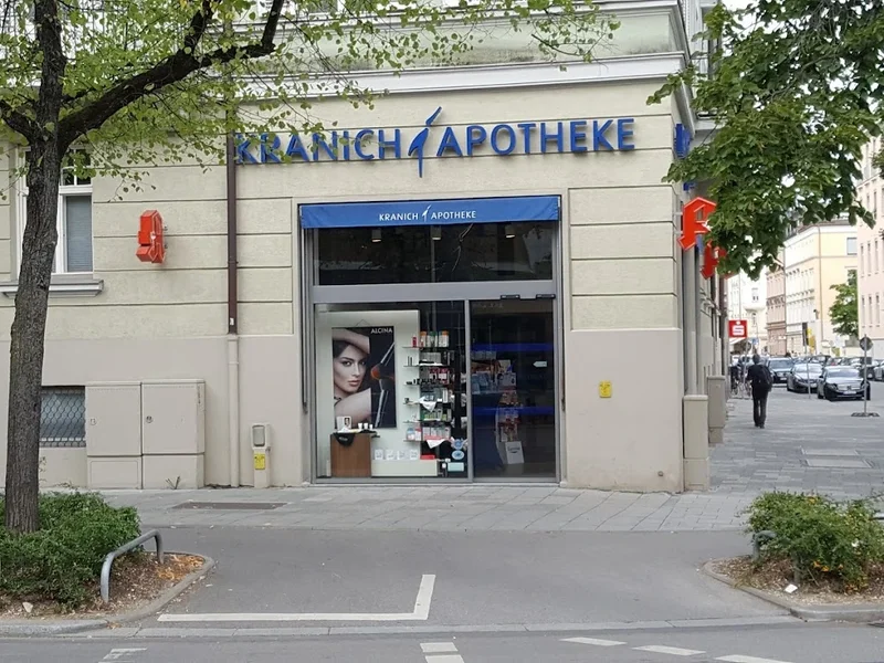 Kranich Apotheke am Rotkreuzplatz