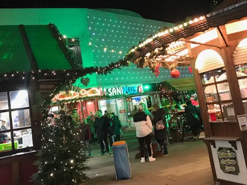 SaniPlus Apotheke Pasing