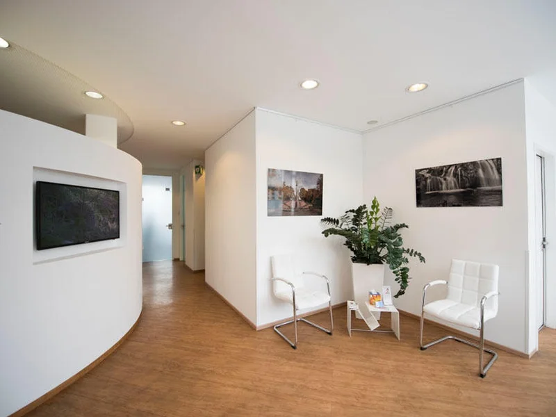 Arabella Dent | Zahnärzte am Rosenkavalierplatz Dr. Beyer, Dr. Klemm & Kollegen