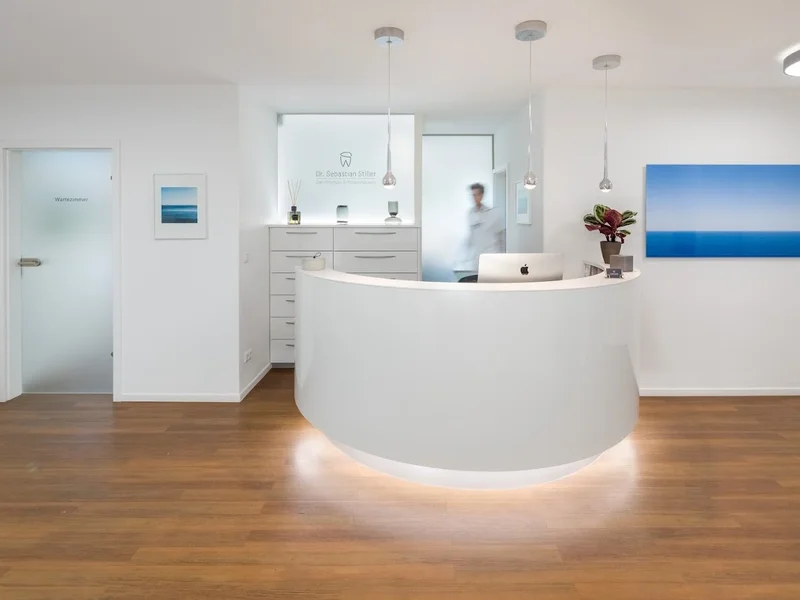 Dr. Sebastian Stiller - Zahnmedizin in Bogenhausen