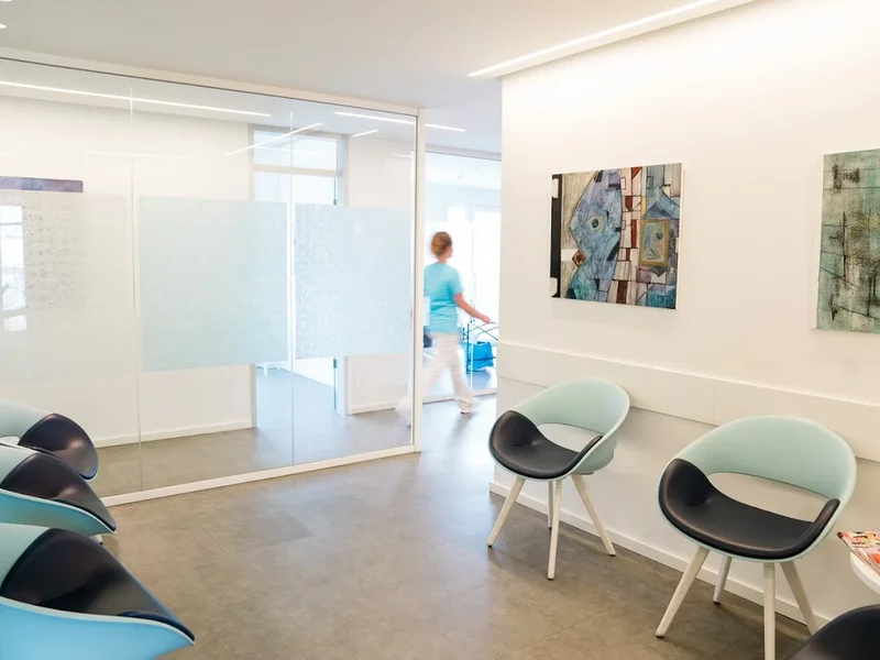 Praxis Ihbe | Zahnärzte - Kieferchirurgie - Implantologie | Obersendling