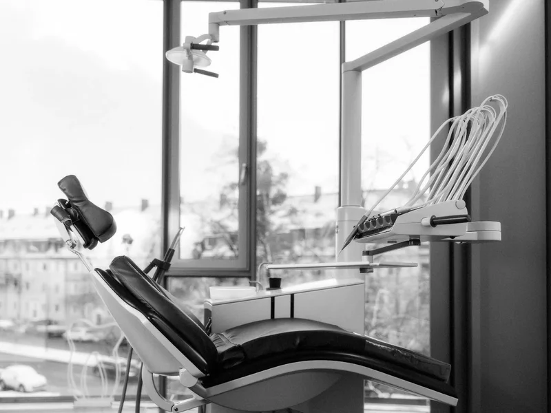 Dr. Bruderhofer Zahnärzte | Funktion und Ästhetik