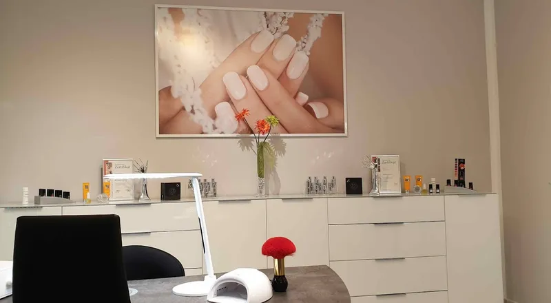 Nagelstudio "M"