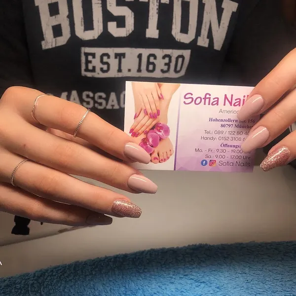 Sofia Nails