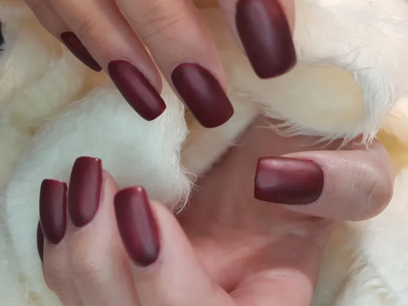 Naki-Minga Mädels Nails & Wimpernverlängerung Perlach