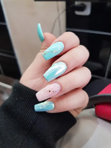 Nails Deluxe