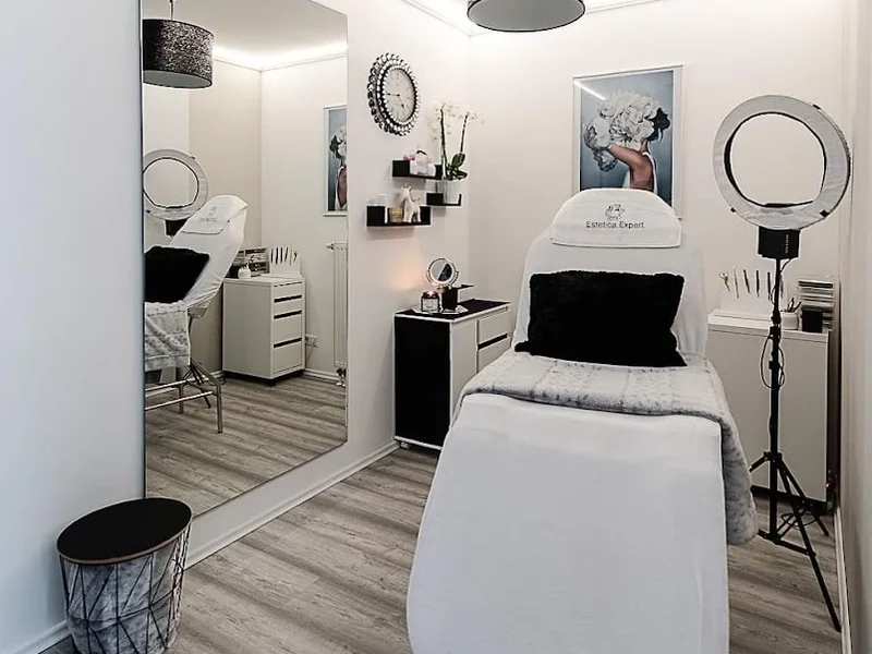 Estetica Expert e. K. - Kosmetikstudio - Wimpernverlängerung Studio