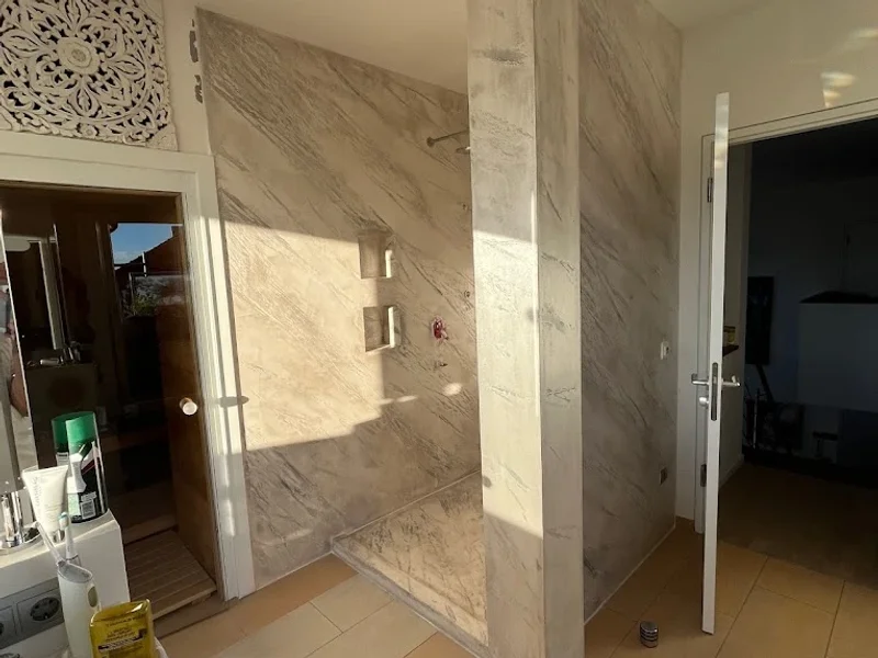 Paonessa Maler München