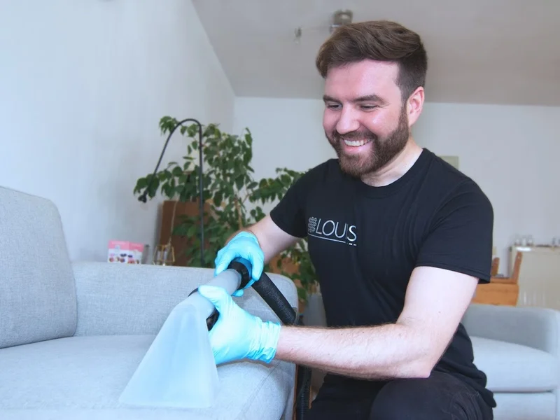 Polsterreinigung Louis