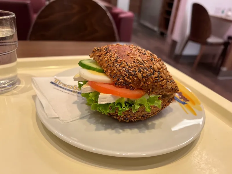 Bäckerei, Konditorei Heinrich Traublinger GmbH