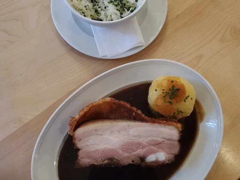 Ayinger am Rotkreuzplatz