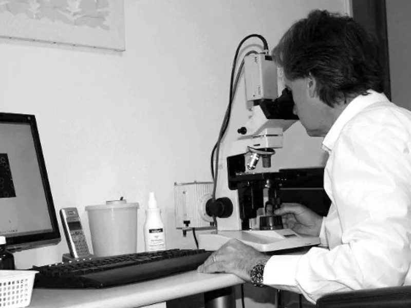 Herr Gregory Richter