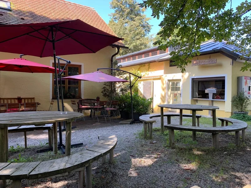 Waldwirtschaft Bienenheim