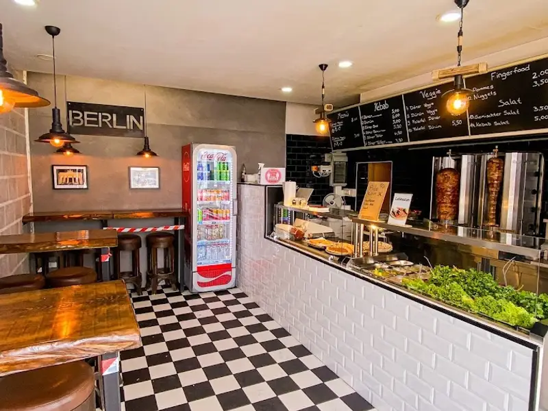 Kumpes Kebap (Berliner Döner)