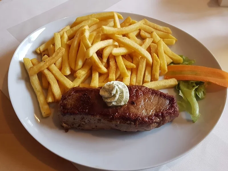 Allee Stüberl Dalmacija