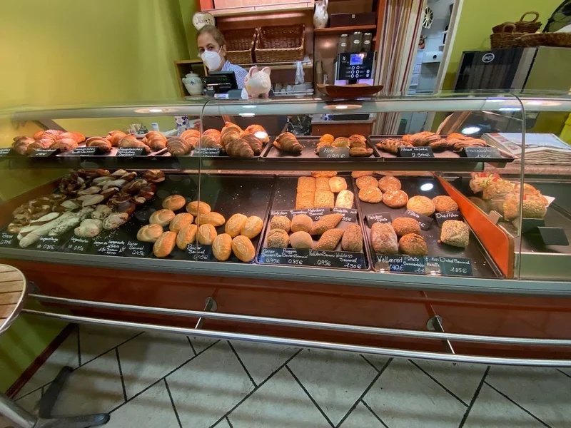 Mani Café Bäckerei