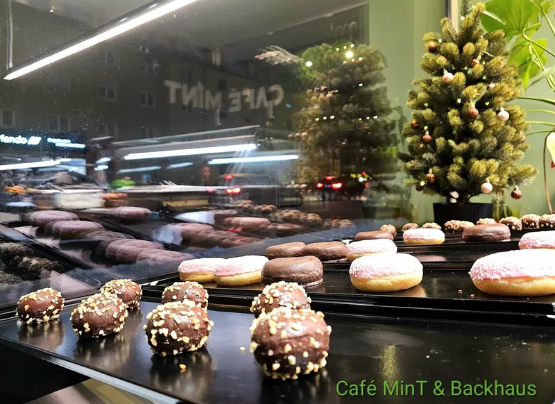 Café Mint