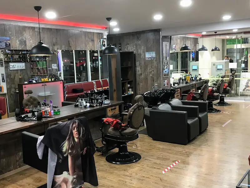 Paris Friseur Laim