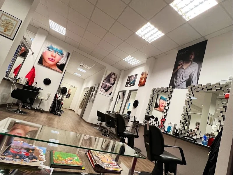 Amira's Hair & Beauty