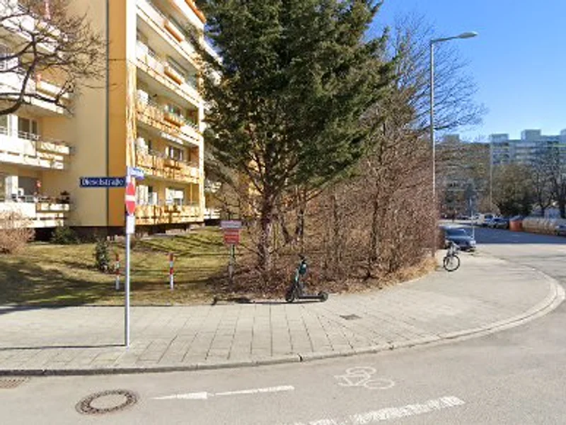 Frau Dr. Stephanie Gottwald