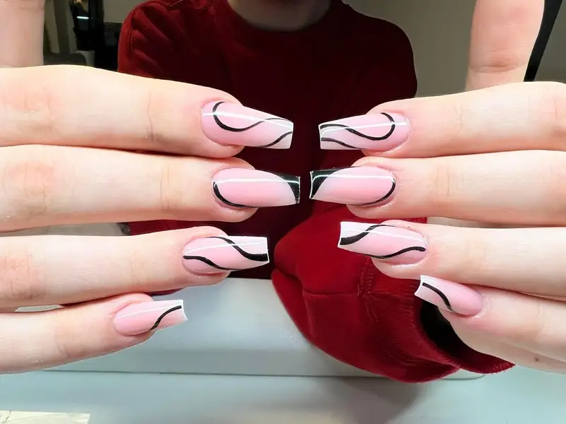 Kevin Nails & Beauty _ Nagelstudio & Lashes Wimpernverlängerung - München