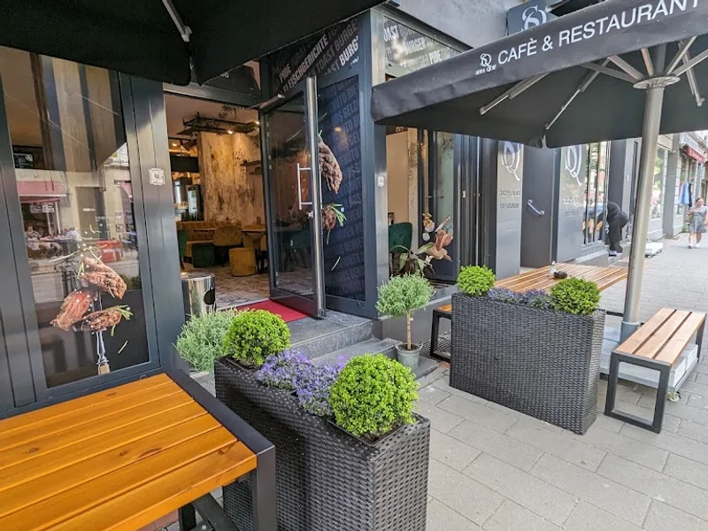 Sera Quie Restaurant