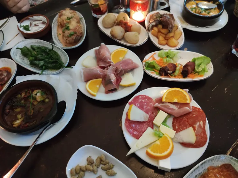 Madrigal Tapas Bar (Winterhude)
