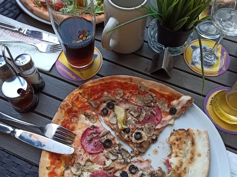 Jaqoub's Steinofenpizza München