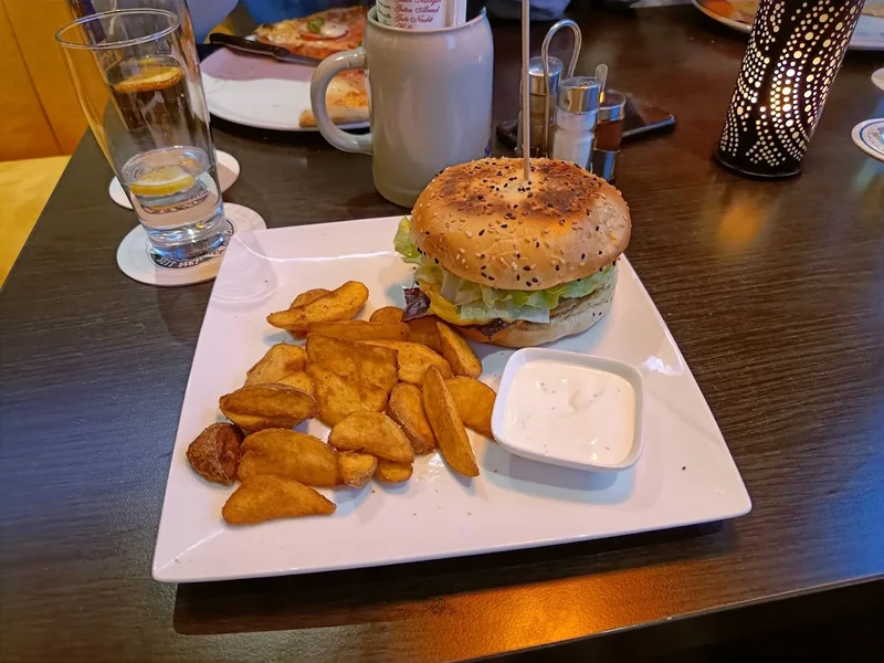 Jaqoub's Steinofenpizza München