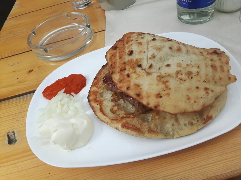 Cevapcici