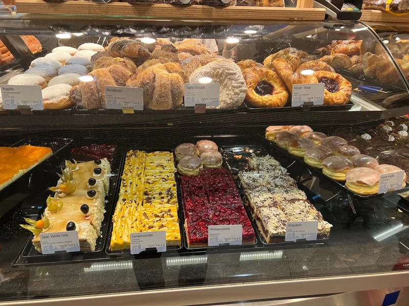 Rischart im Olympia Einkaufszentrum