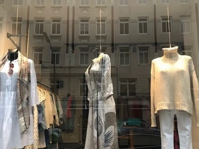 TRAGBAR Hamburg Sandra Tautges