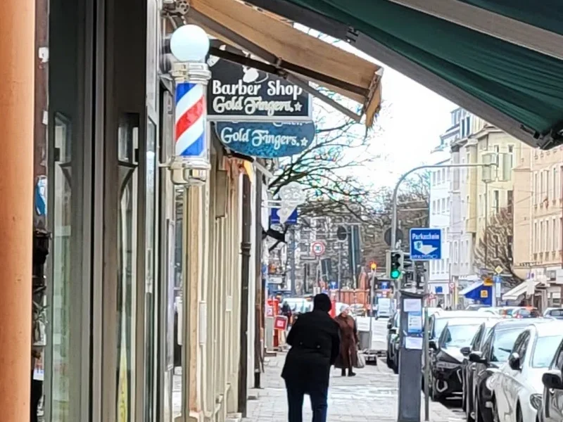 Gold Fingers Friseur Salon