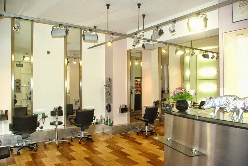 NEW CUT HAIRSTYLING- Ihr Friseur in München Schwabing Maxvorstadt