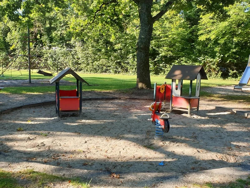 Spielplatz Schmorellplatz