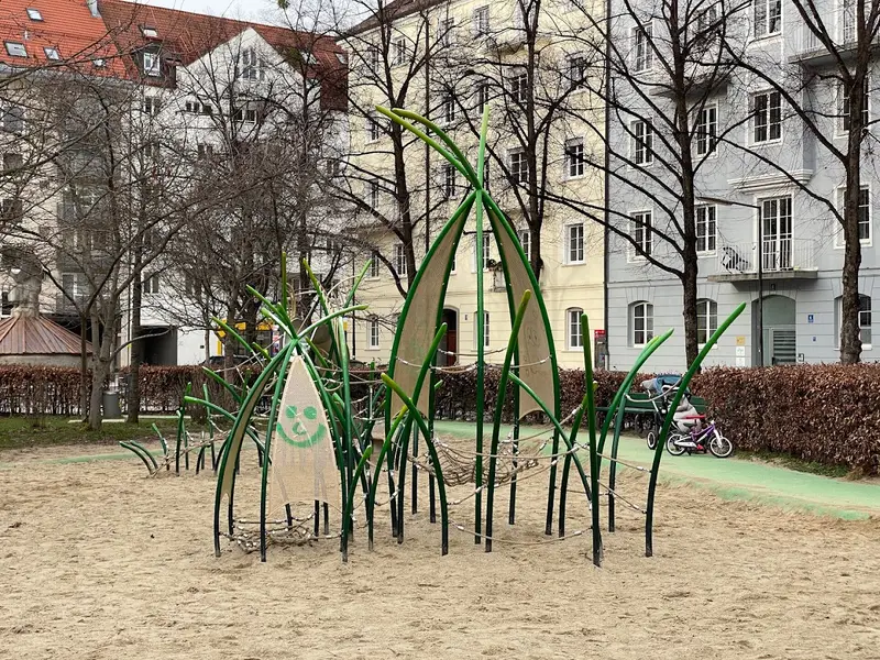 Neuer Spielplatz am Josephsplatz