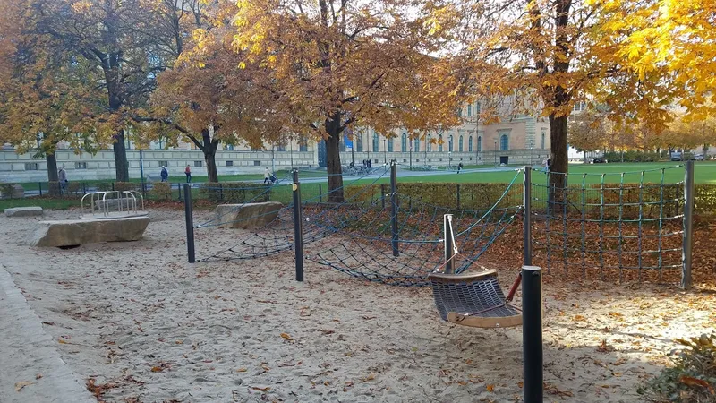 Spielplatz Alte Pinakothek