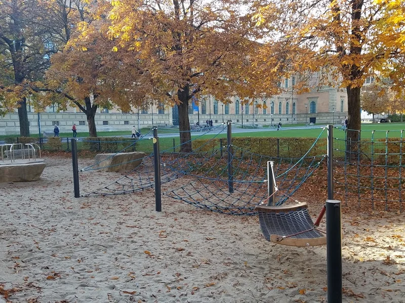 Spielplatz Alte Pinakothek