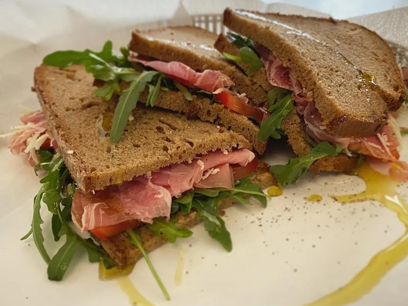 The Village Café-München