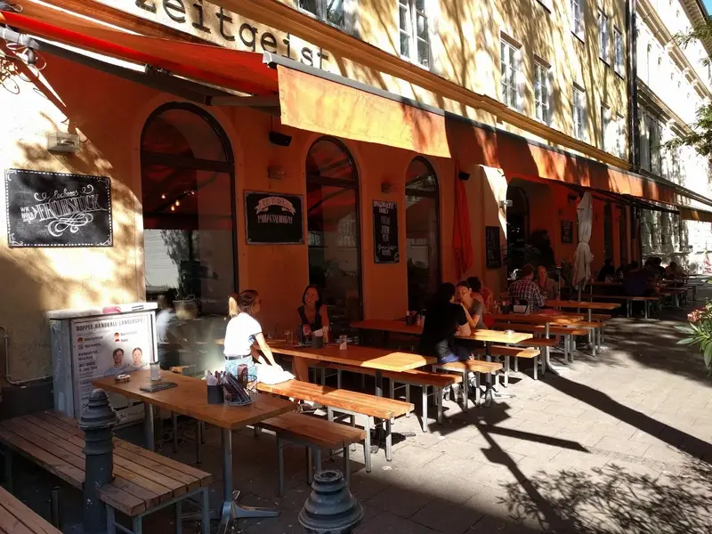 Café Zeitgeist