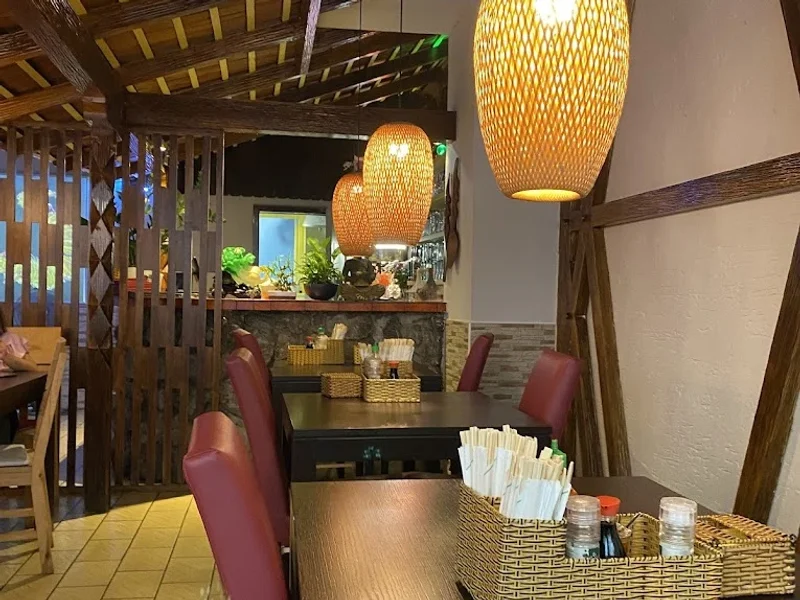 Asia Cuisine & Sushi