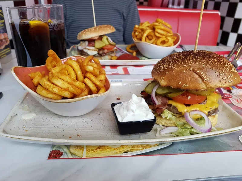 Burger Lounge